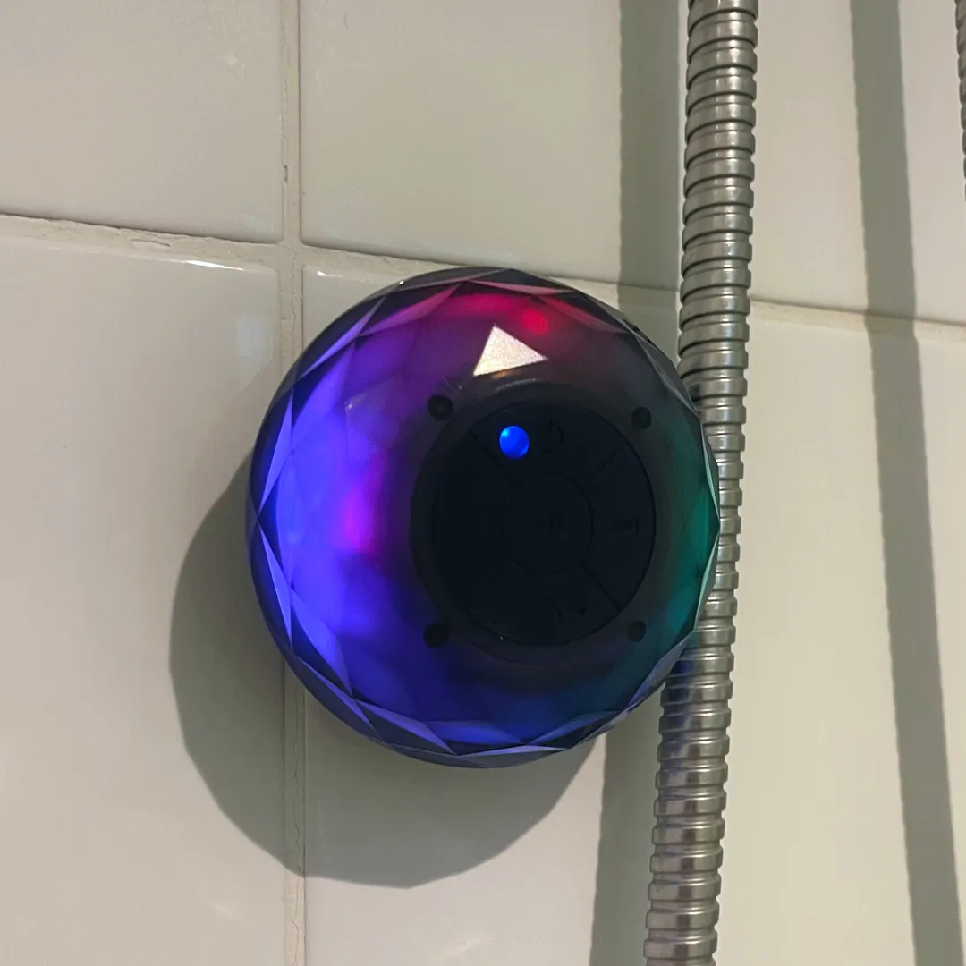 Colour Change Shower Bluetooth Speaker