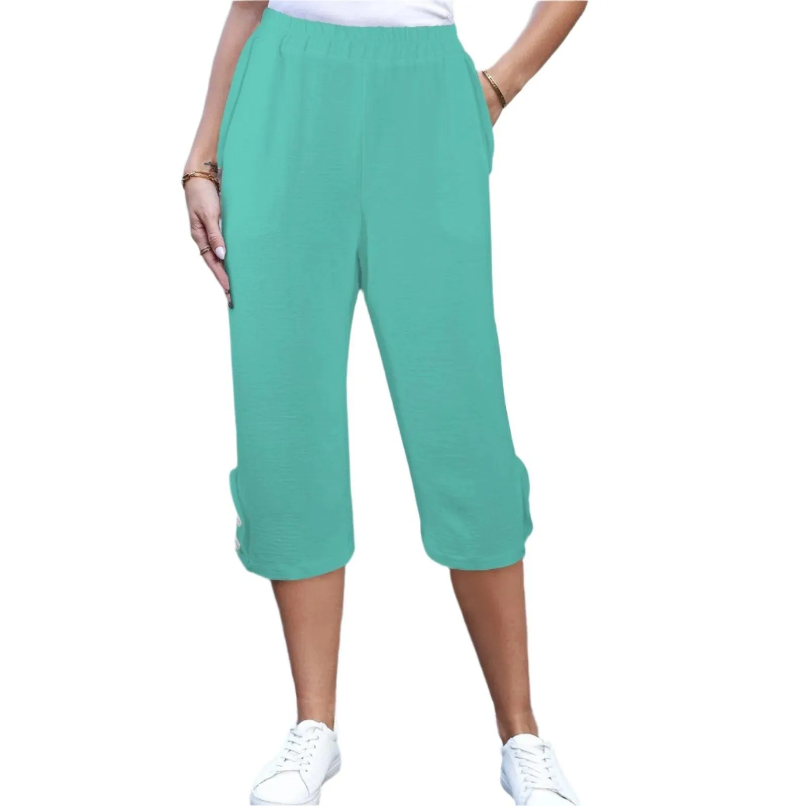 Mima Green Button Trim Capri Pants