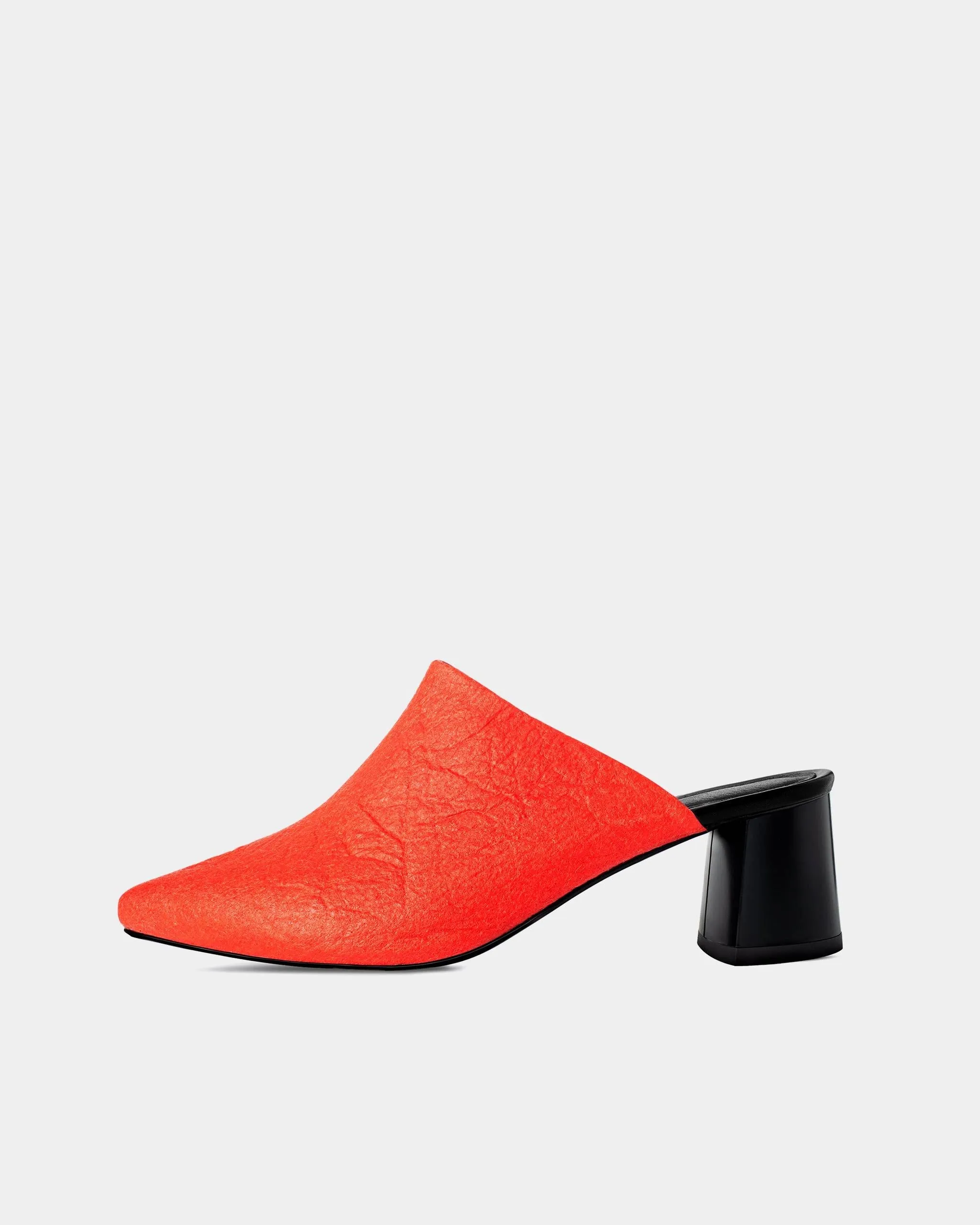 Mule Paprika Pina made of Pinatex - sample sale