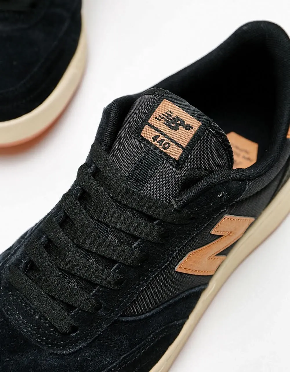 New Balance Numeric 440 Skate Shoes - Black/Tan