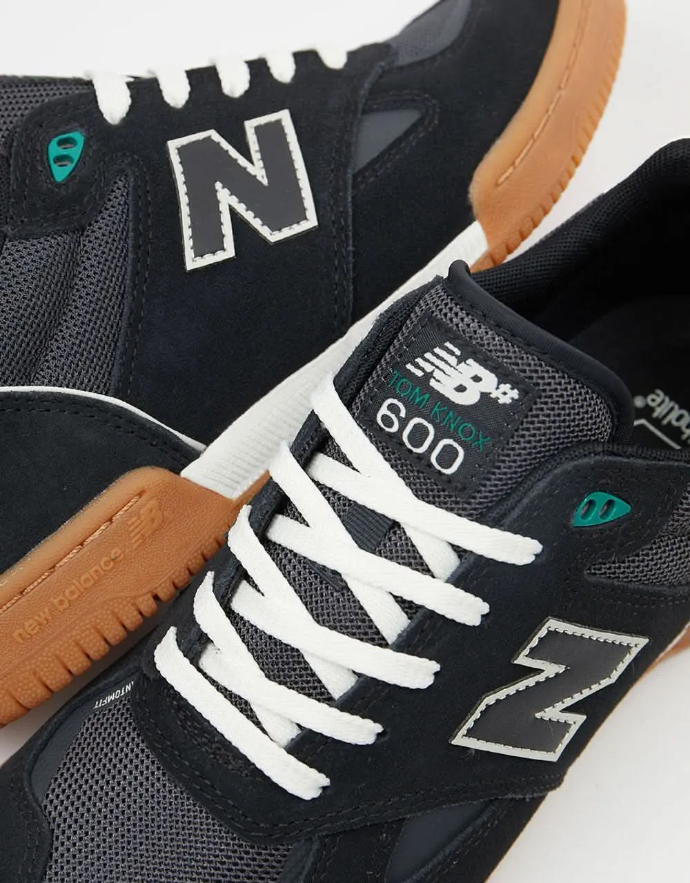 New Balance Numeric 600 Skate Shoes - Black/Gum