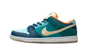 Nike SB Dunk Low MIA Skate Shop