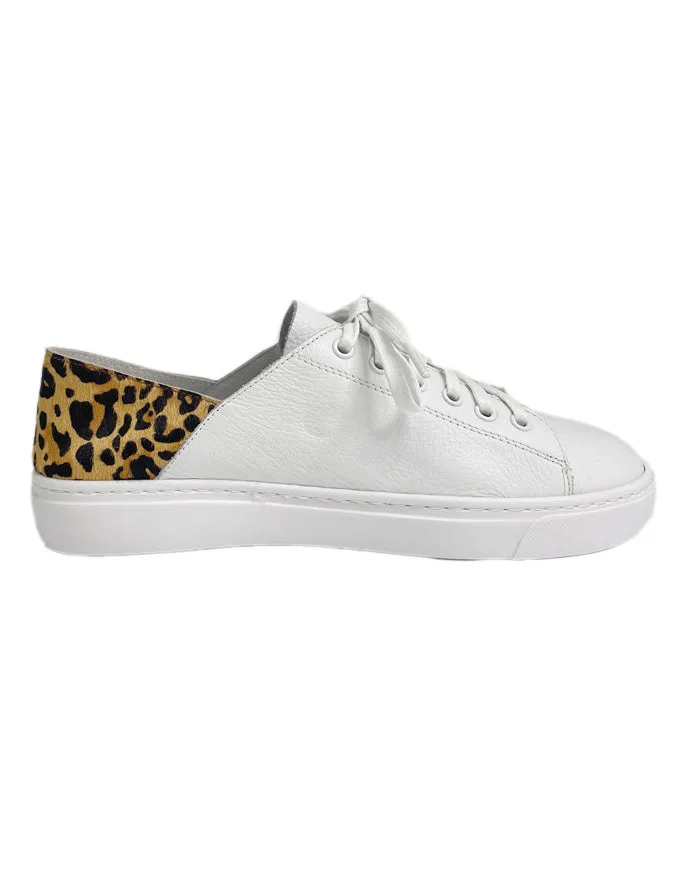 Oskher Sneakers White/Ocelot Print