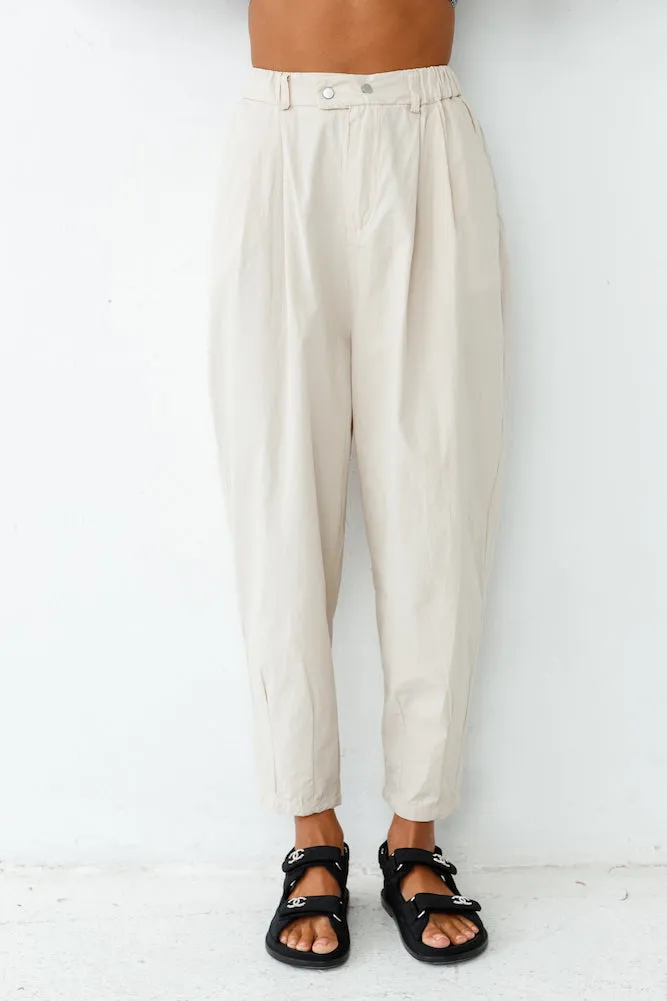 Rolling Hills Pants Beige