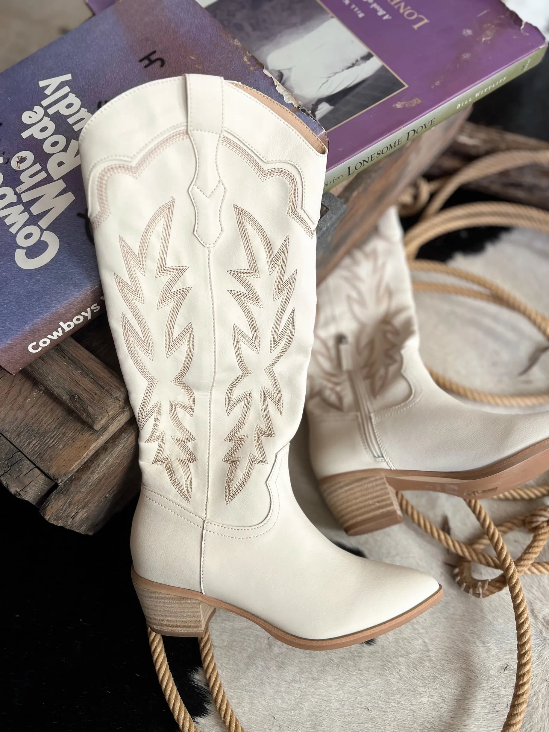 Samantha White Boots