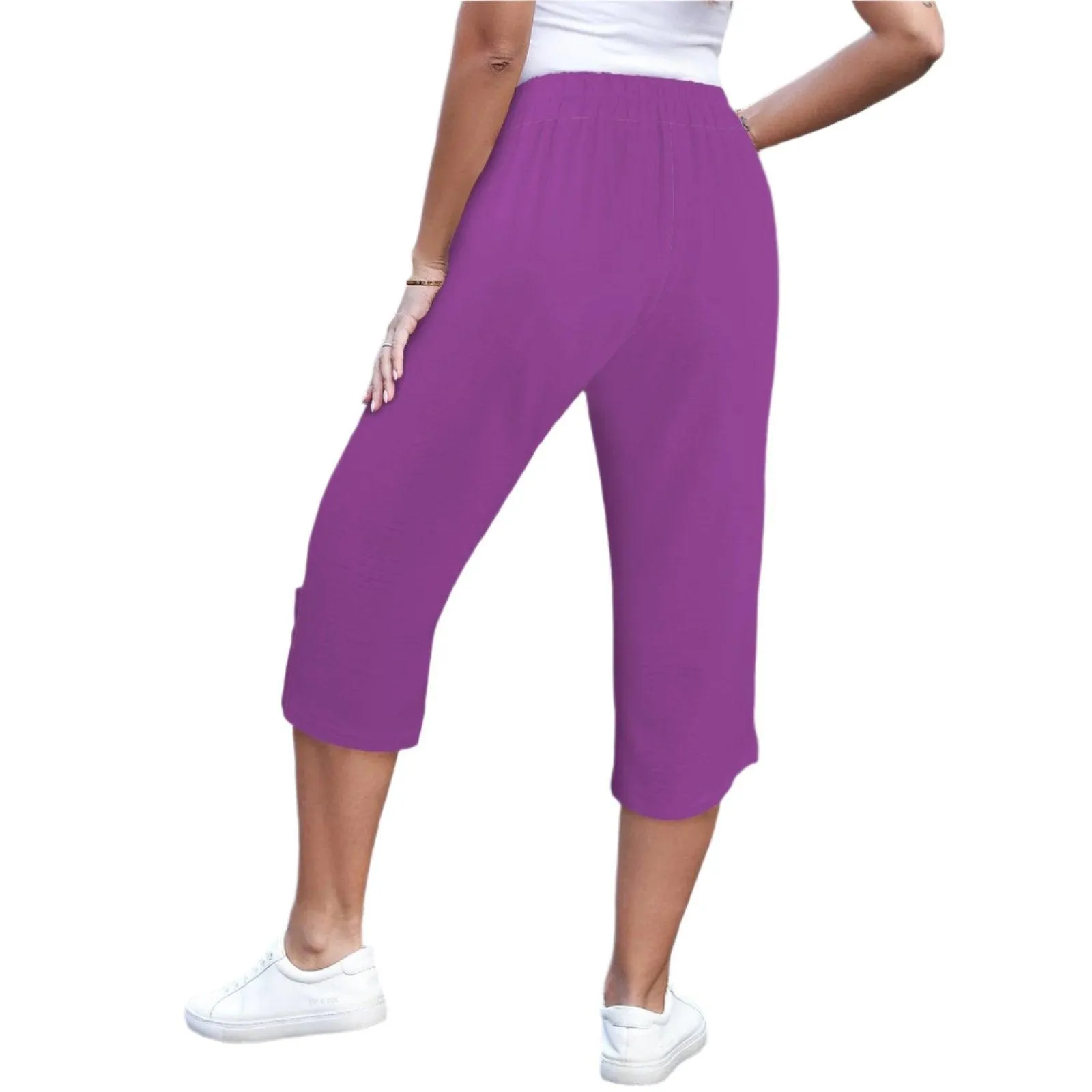 Viaje Violet Button Trim Capri Pants